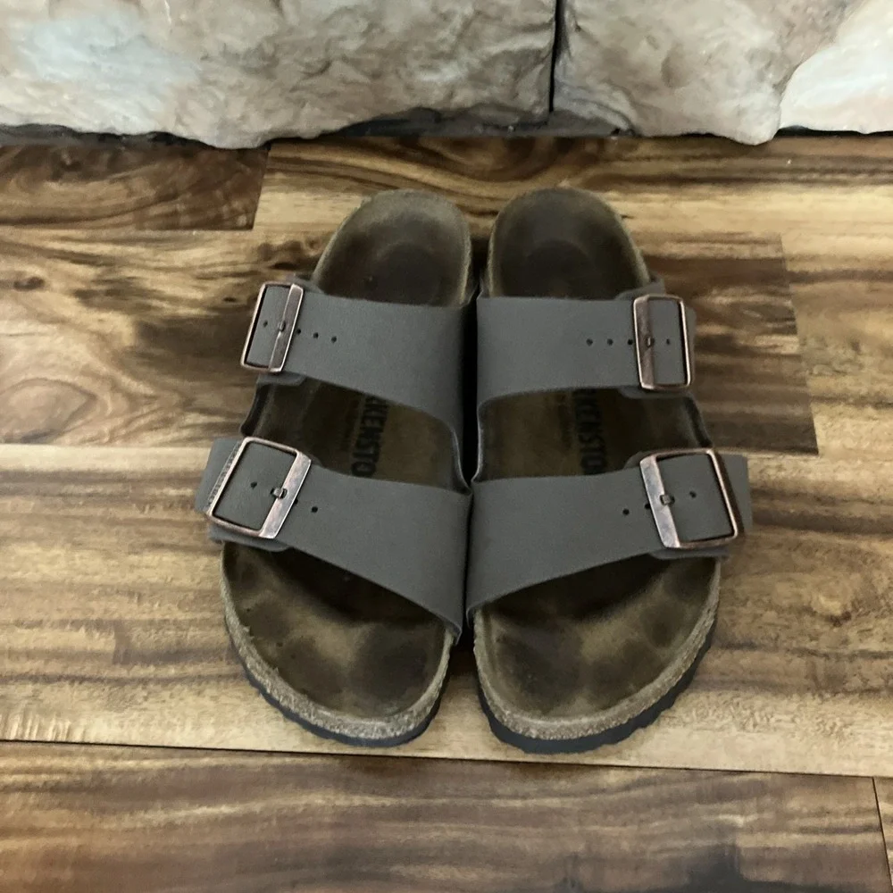 Birkenstock Sandles Size 37 Mocha Fast Shipping